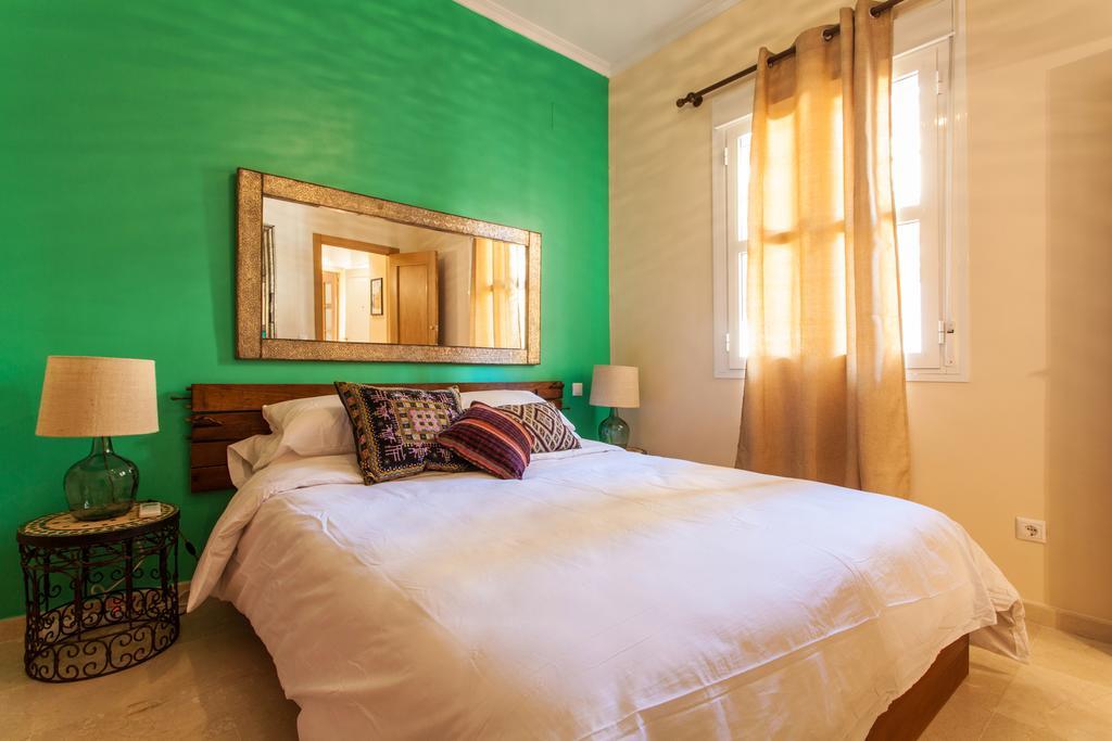 Bedouin Chic Rooftop - Space Maison Apartments Siviglia Esterno foto