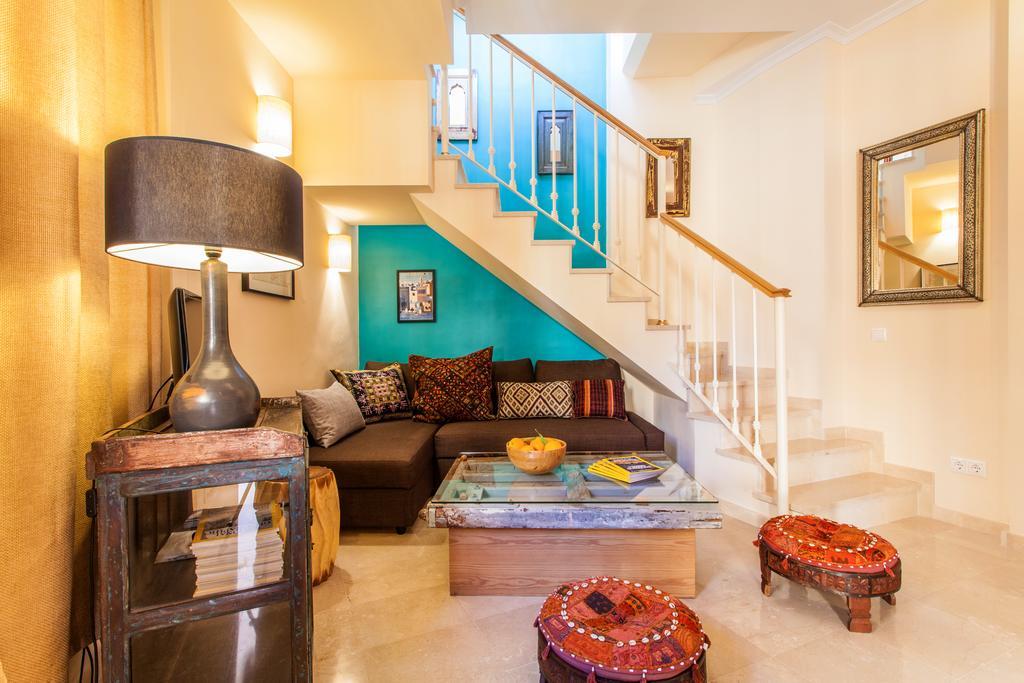 Bedouin Chic Rooftop - Space Maison Apartments Siviglia Esterno foto