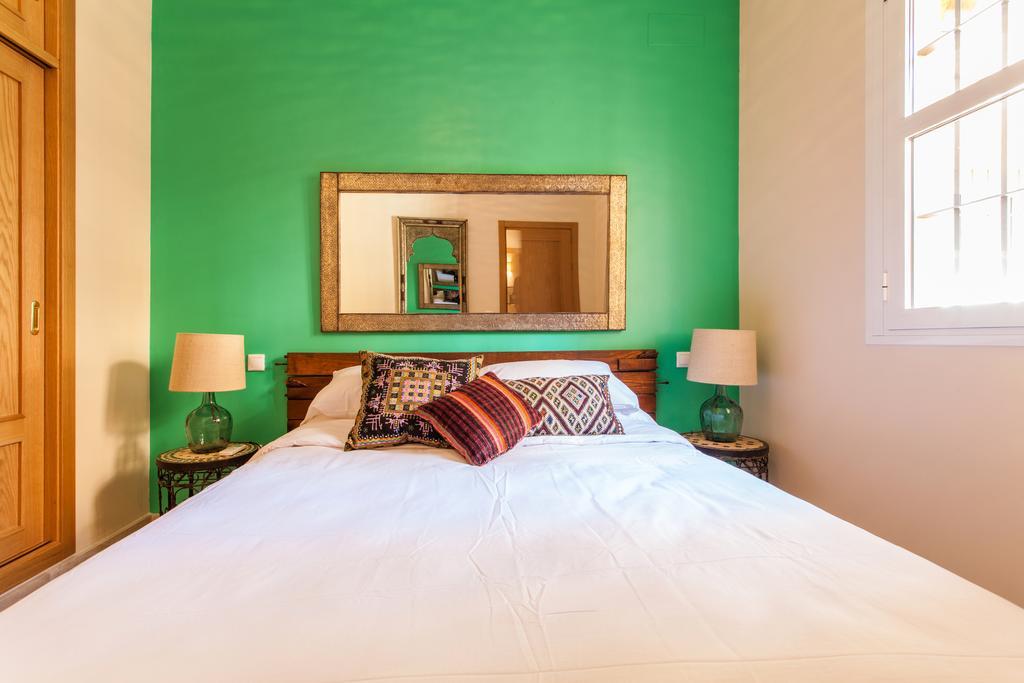 Bedouin Chic Rooftop - Space Maison Apartments Siviglia Esterno foto